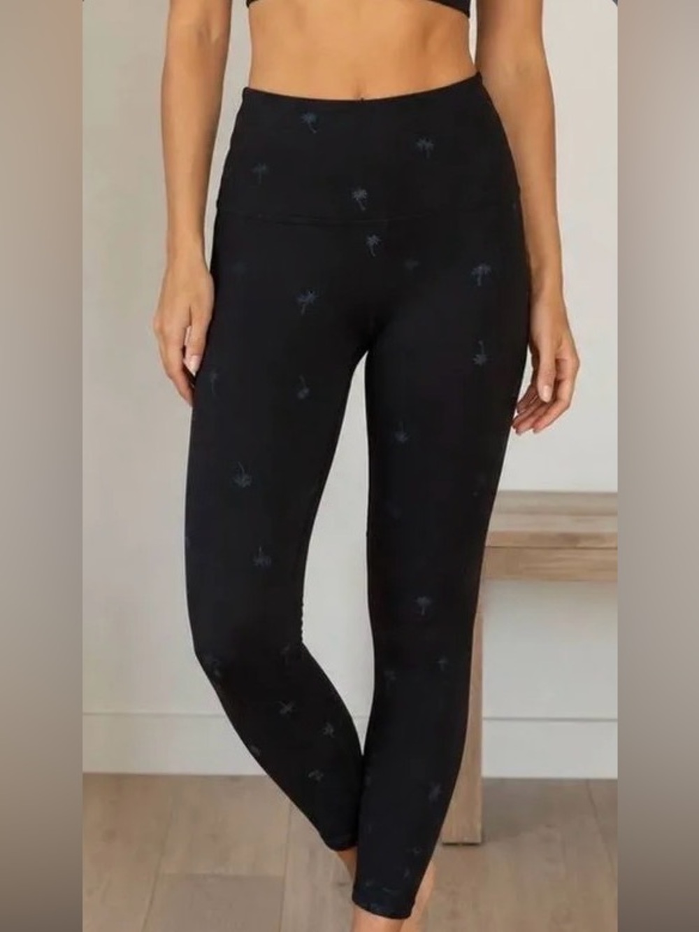 Beyond Yoga Black Palm-Print Leggings